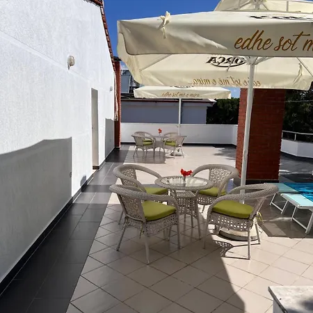 Apartment Gees House Golem (Tirana)
